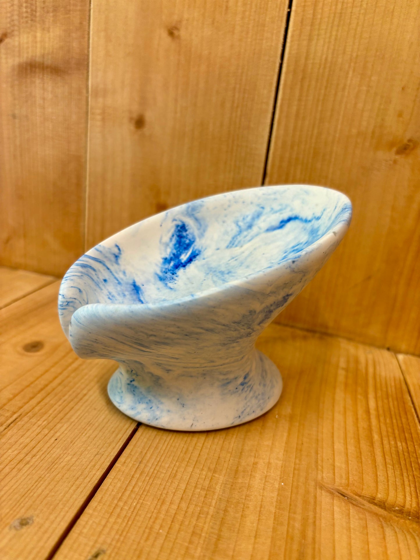 Jesmonite soap dish